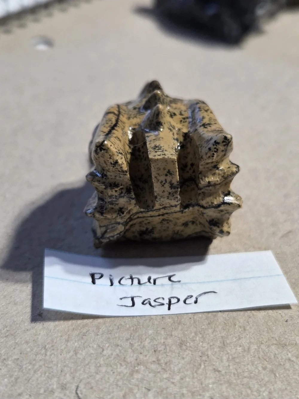 Detailed Picture Jasper Crystal Carved Dragon Head Stone Sculpture Decor